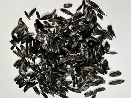 短切再生碳纖維粒